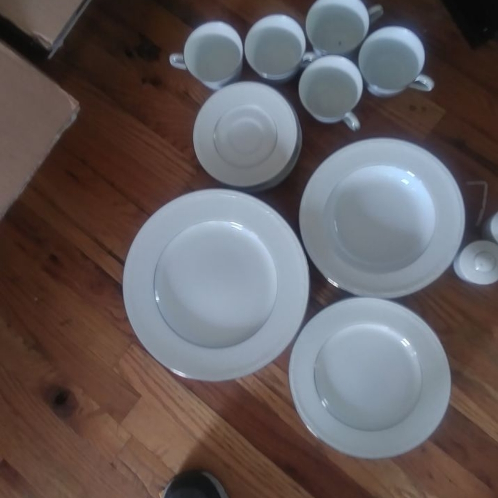 Noritake White Platinum 5 Piece Set